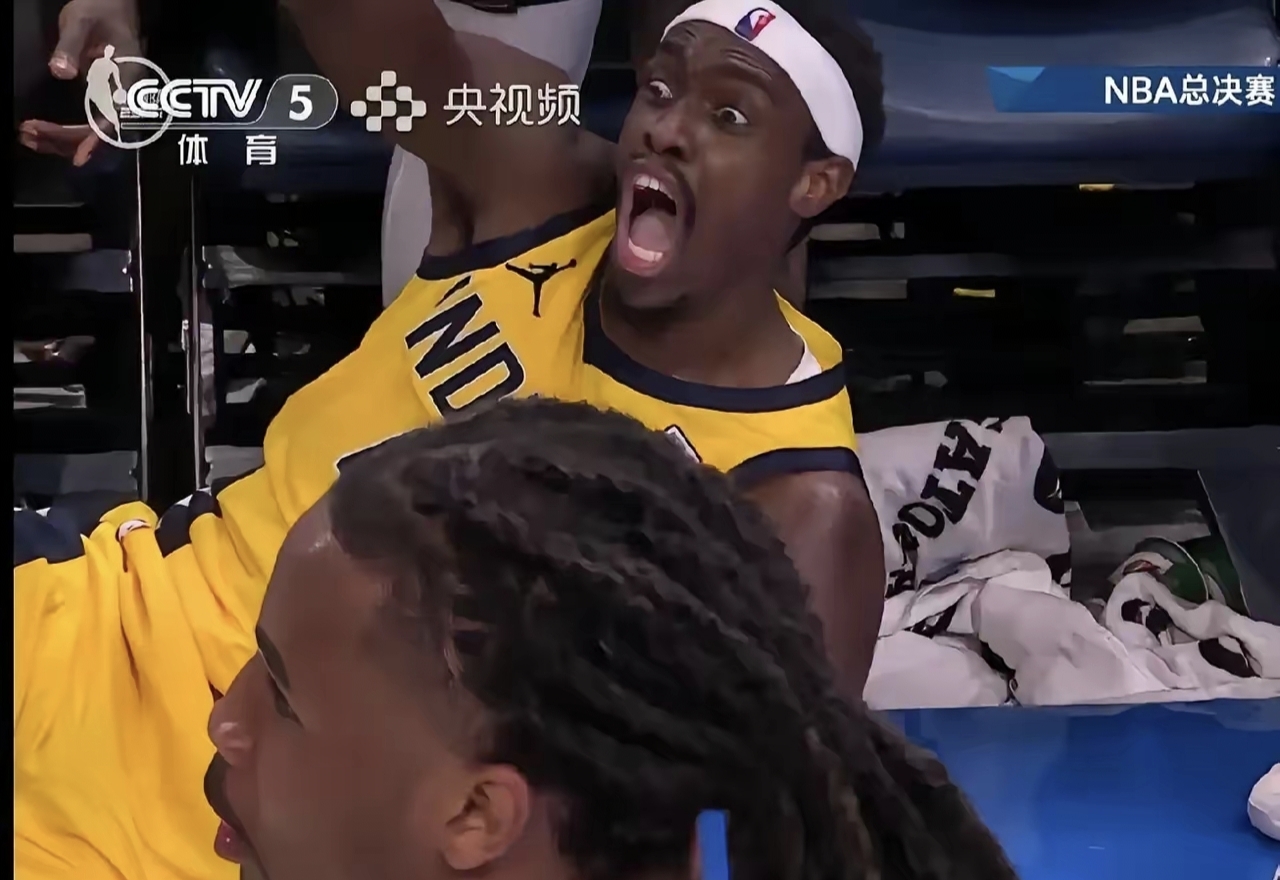 乐鱼体育官网-领先优势明显首场状态出色，IG观众沸腾！，西亚卡姆重返赛场观众掌声雷动-乐鱼体育官网