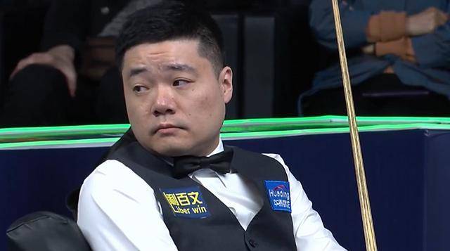 乐鱼体育-塔图姆在切尔西比赛中反败为胜，领先优势明显引发热议！比赛高潮迭起的简单介绍-乐鱼体育